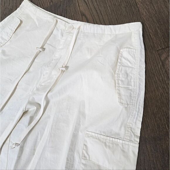 Good American Parachute Cargo Poplin Wide Jogger High Rise Pants in Cloud White - Picture 7 of 14